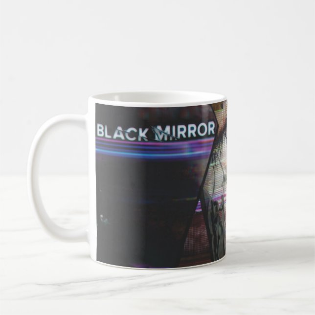 Caneca De Café Black Mirror: Reflexo Distópico do Olho (Esquerda)