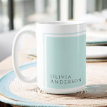 Caneca De Café Bloco de Cores Mínimo Elegante Simples com Nome<br><div class="desc">Esta design de caneca de café transmite uma sensação de elegância e estilo minimalista clássico com seus modernos elementos design de blocos coloridos em azul-claro-azul-ovo-aqua-robin. O modelo de texto para este design inclui seu nome no canto inferior esquerdo. Esta caneca está disponível em vários tamanhos diferentes. Mostrado aqui no tamanho...</div>