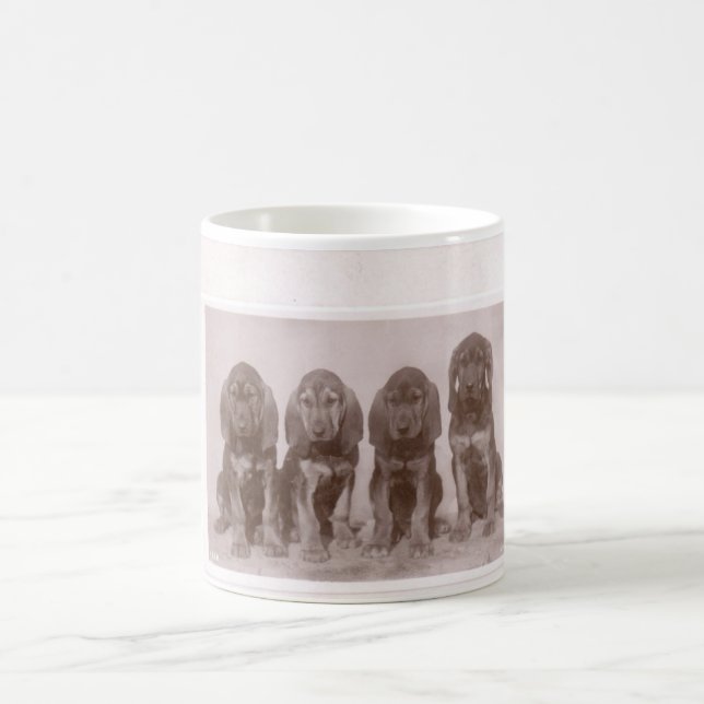 Caneca De Café Bloodhound Puppied (Centro)