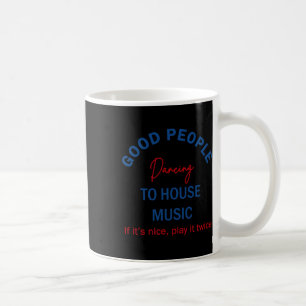 Caneca De Café Boas Pessoas Dançam Para Música Em Casa