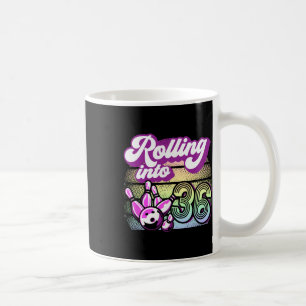 Caneca De Café Boliche A Cair No Aniversário De 36 Boliches