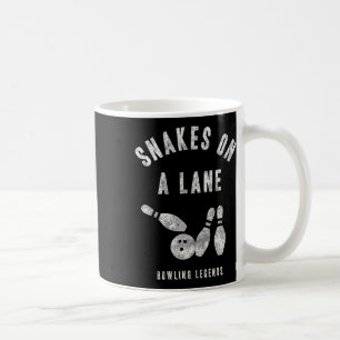 Caneca De Café Boliche Coloca Cobras Em Uma Lane Correspondente A