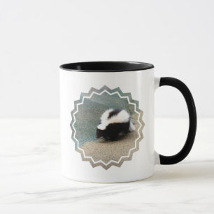 Caneca de café bonito da jaritataca