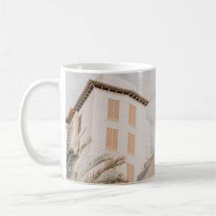 CANECA DE CAFÉ BONITOS EDIFÍCIOS NA VINTAGEM DA CIDADE