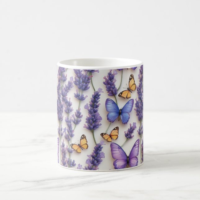 Caneca De Café Borboleta Elegante e Design de Lavanda (Centro)