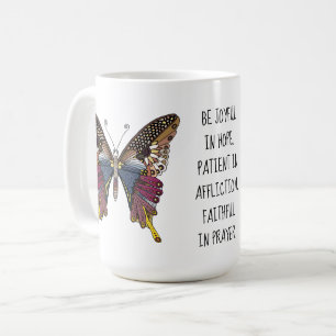 Caneca De Café Borboleta pintada com verso de romanos 12:12