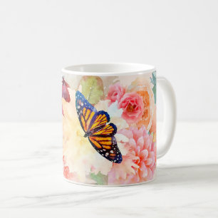 Caneca De Café Borboletas De Monarca De Água No Jardim De Flor
