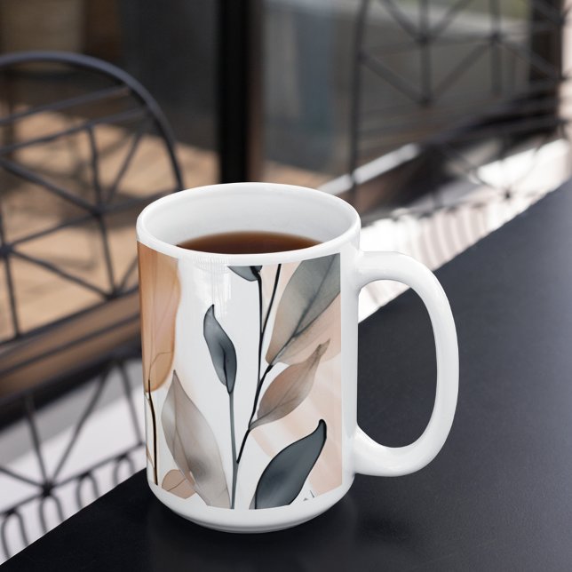 Caneca De Café Botânica da Natureza (This pretty mug features shades of gray and beige on a white background.)