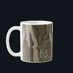 Caneca De Café Bottomland camo whitetail buck<br><div class="desc">O camo de caça ao gato de cerco branco de Bottomland camo é uma camuflagem especializada para caçar, concebida para um melhor encobrimento em áreas florestais e de planície. Apresentando tons de terra e padrões naturais, ela se mistura perfeitamente com a floresta, melhorando a saúde e a eficácia dos caçadores...</div>