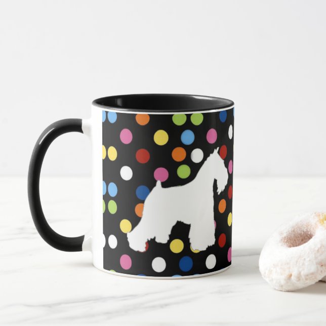 Caneca de café branca das bolinhas do Schnauzer (Com Donut)