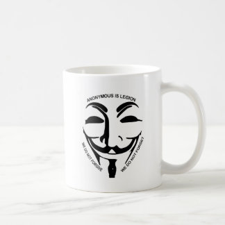 Caneca de café branco anónima