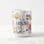 Caneca De Café Bridesmaid Personalizado Gift Queda Flores Selvage<br><div class="desc">Flores silvestres de cor d'água pintadas à mão, cobrir esta caneca gigante personalizada que apresenta um nome e uma linha opcional para qualquer coisa — noiva e iniciais do noivo? ou uma data memorável. As flores abarrotadas no outono apresentam margaridas cor de laranja "terra cotta" com centros de larvas amarelos...</div>