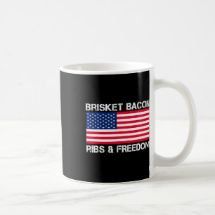 Caneca De Café Brisket Bycon Ribes E Fumaça De Churrasco De Grade