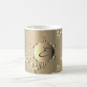 Caneca De Café Bronzy Monograma Flocos de neve e renas