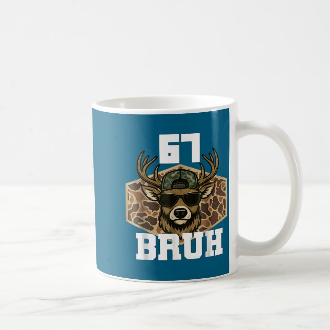Caneca De Café Bruh 67 Deer Funny Deer Hunting Camo Hat Youth Tee (Direita)