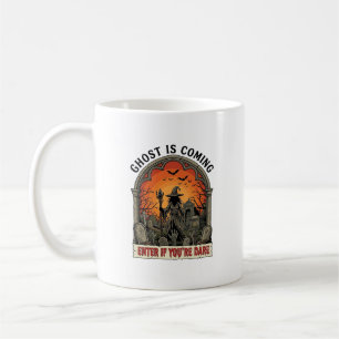 Caneca De Café Bruxa Cemitério Mãos de Zumbi Fantasma Está Chegan