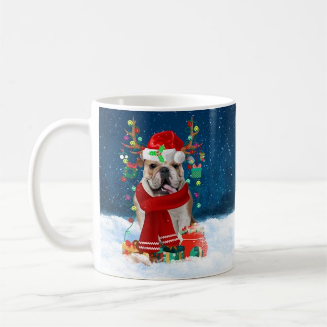 Caneca De Café Bulldog Inglês em Neve com Presentes de Natal (Esquerda)