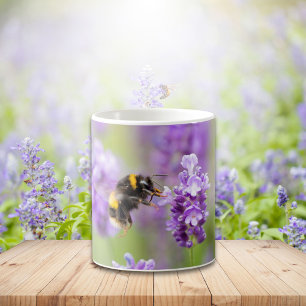 Caneca De Café Bumblebee na Lavanda