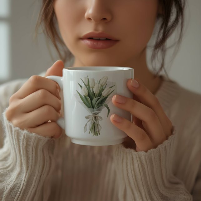 Caneca De Café Buquê de Tulipas Brancas Macias (Criador carregado)