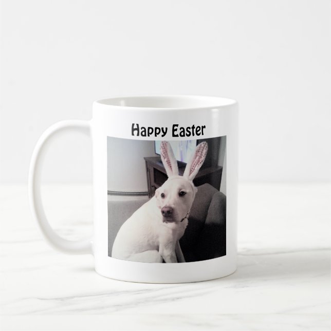 Caneca De Café Cachorro Branco Bonito Vestindo Coelho da Páscoa (Esquerda)