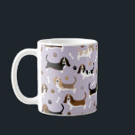 Caneca De Café Cachorro-Cães-Cães-Cães-Cães-Cães-Cães-Cesto<br><div class="desc">Cães de Caça-Basset com casacos castanhos,  pretos,  brancos e limões com ossos de cão espalhados e pata imprime padrões divertidos para cães.</div>