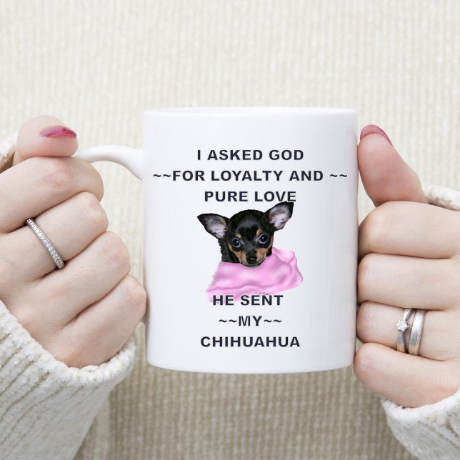 Caneca De Café Cachorro de Chihuahua Preto e Castanho Monogramado (Criador carregado)