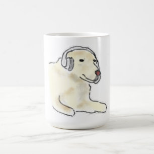 Caneca De Café Cachorro Labrador Creme Usando Fones de Ouvido