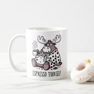 Caneca De Café Café Bebendo de alce em uma túnica de Bolinhas