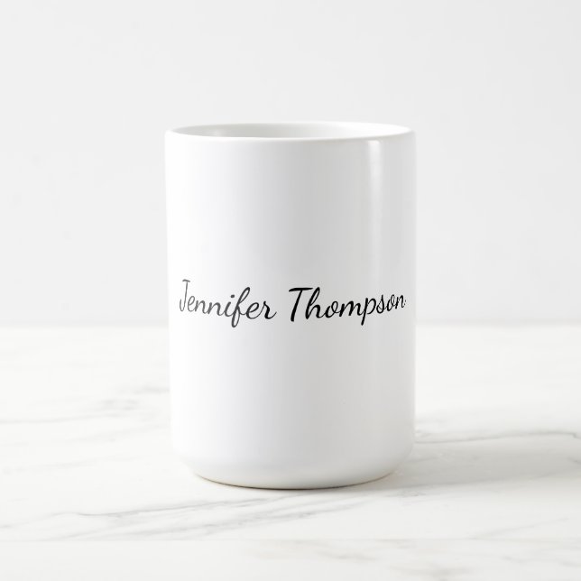 Caneca De Café Caligrafia Elegante Simples Nome Simples (Centro)
