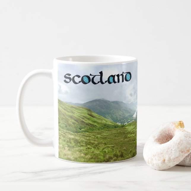 Caneca De Café Caligrafia escocesa com foto de Highlands Mountain (Com Donut)