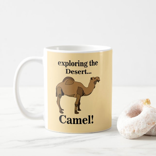 Caneca De Café Camelo Animal do Deserto Engraçado (Com Donut)