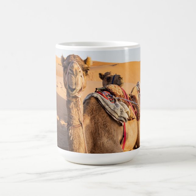 Caneca De Café Camelo no deserto de Oman (Centro)