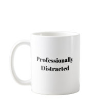 Camiseta engraçada profissionalmente distraída