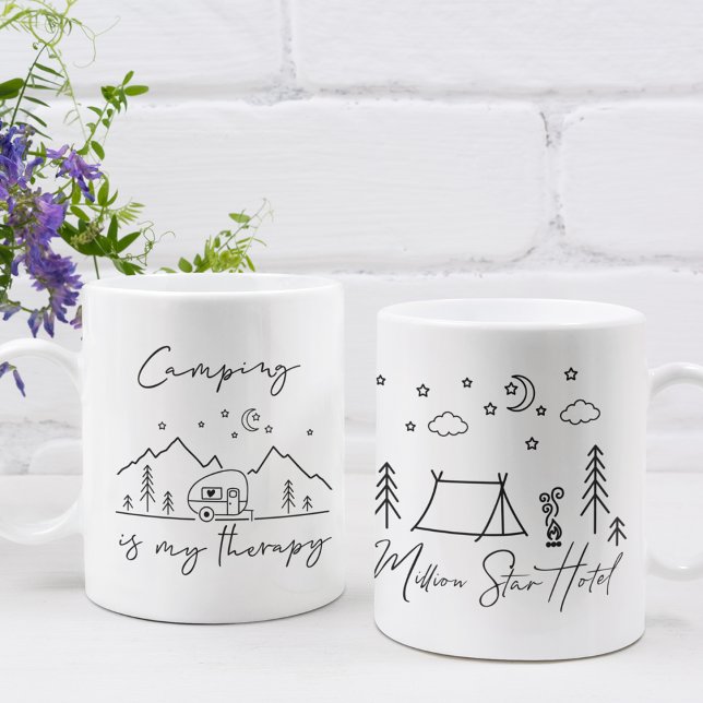 Caneca De Café Camping é Minha Terapia & Hotel de Um Milhão de Es (Camping is My Therapy & Million Star Hotel Quotes Coffee Mug)