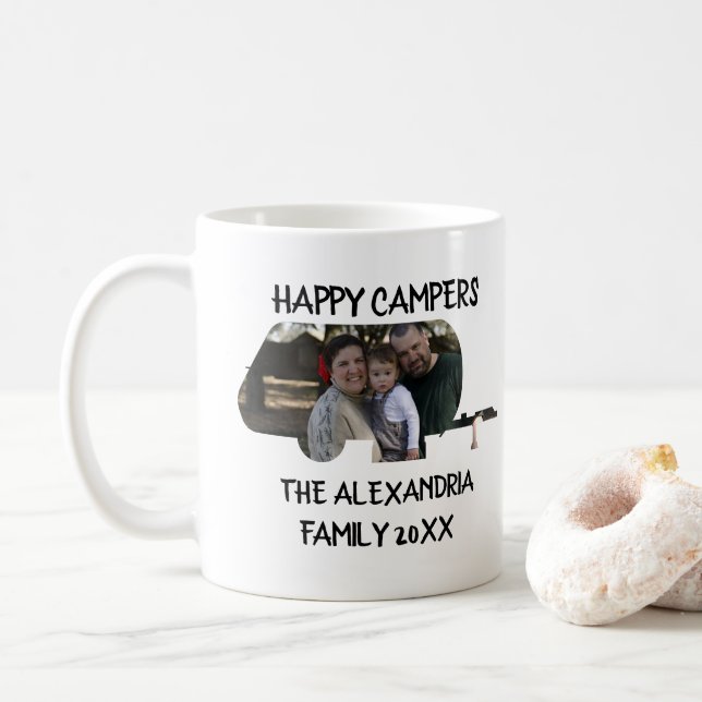 Caneca De Café Campos felizes da família de caravanas de trailer  (Com Donut)