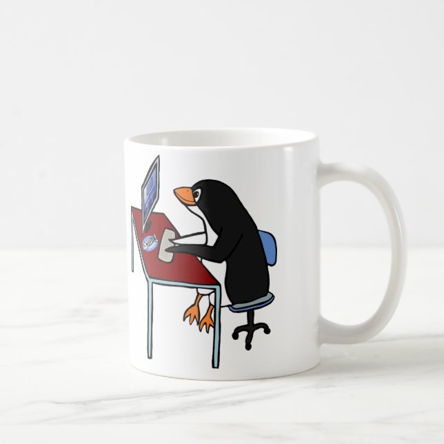Caneca De Café CANECA: Pinguim engraçado bonito que trabalha no (Direita)