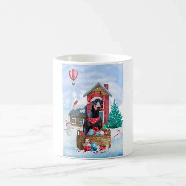 Caneca De Café Cão Doberman na Casa de Natal na Neve (Centro)