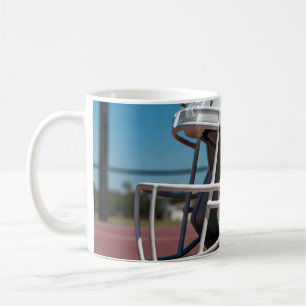 Caneca De Café Capacete Branco de Futebol na Linha do Campo