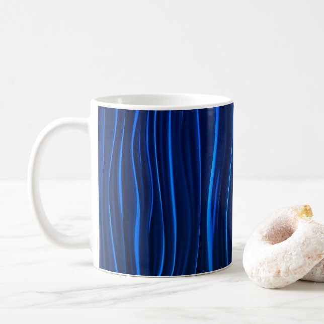 Caneca De Café Capas Azuis Abstratas com Listras Azul-Bebê (Com Donut)