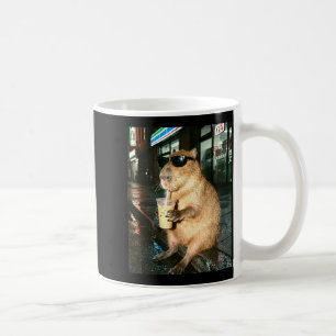 Caneca De Café Capivara bebendo café gelado, meme de foto de capi
