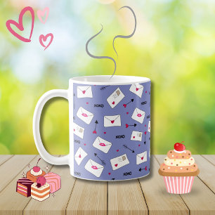 Caneca De Café Cartas de amor, setas de coração e xoxo