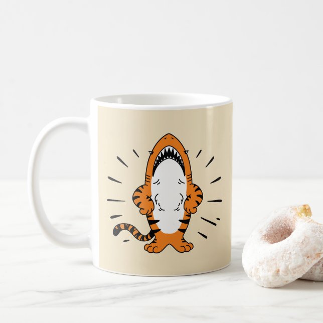 CANECA DE CAFÉ CARTONAGEM DE TIGRE DE TUBARÃO CUTA HÍBRIDA (Com Donut)