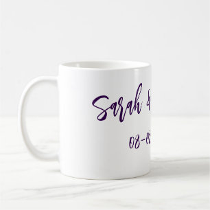 Caneca De Café Casal de casamento. Data do nome Mmo simples e sim