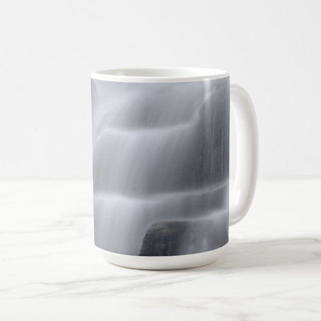 Caneca De Café Cascata (Frente Esquerda)