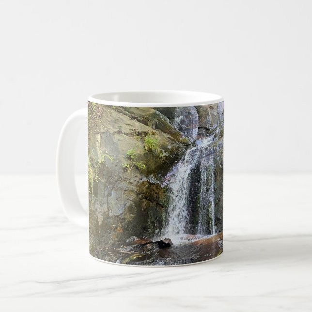 Caneca De Café Cascata Serenidade Silvervale (Frente Esquerda)
