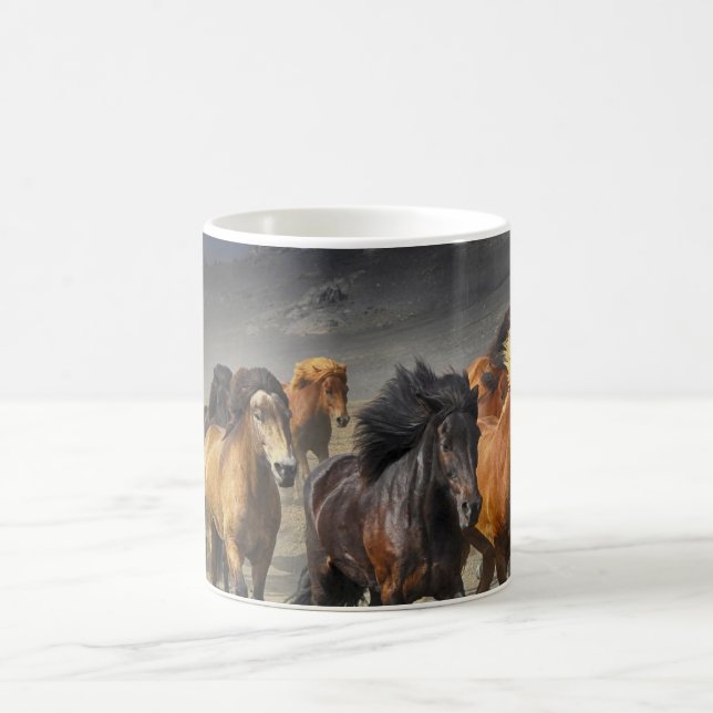 Caneca De Café Cavalos em um tiro (Centro)