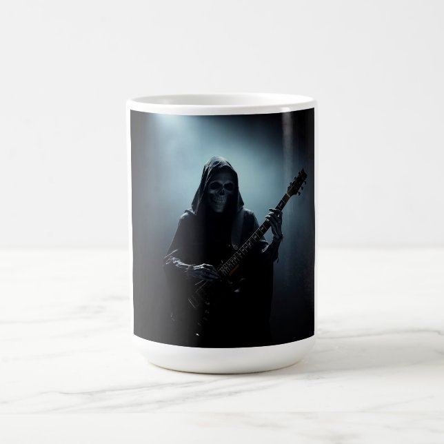 Caneca De Café Ceifador sinistro no palco com guitarra (Centro)