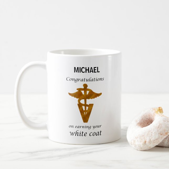 Caneca De Café Cerimônia de Casaco de Veterinária Escolar (Com Donut)