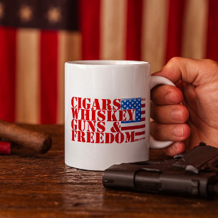 Caneca De Café Charutos Uísque Armas E Liberdade