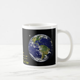 Caneca De Café Cheio Terra
